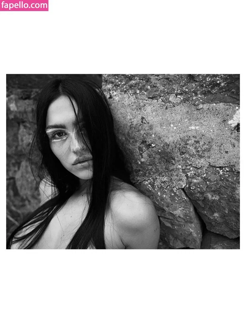 Amelia Gray Hamlin Onlyfans Photo Gallery 