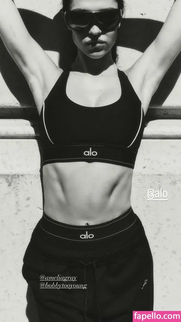 Amelia Gray Hamlin Onlyfans Photo Gallery 