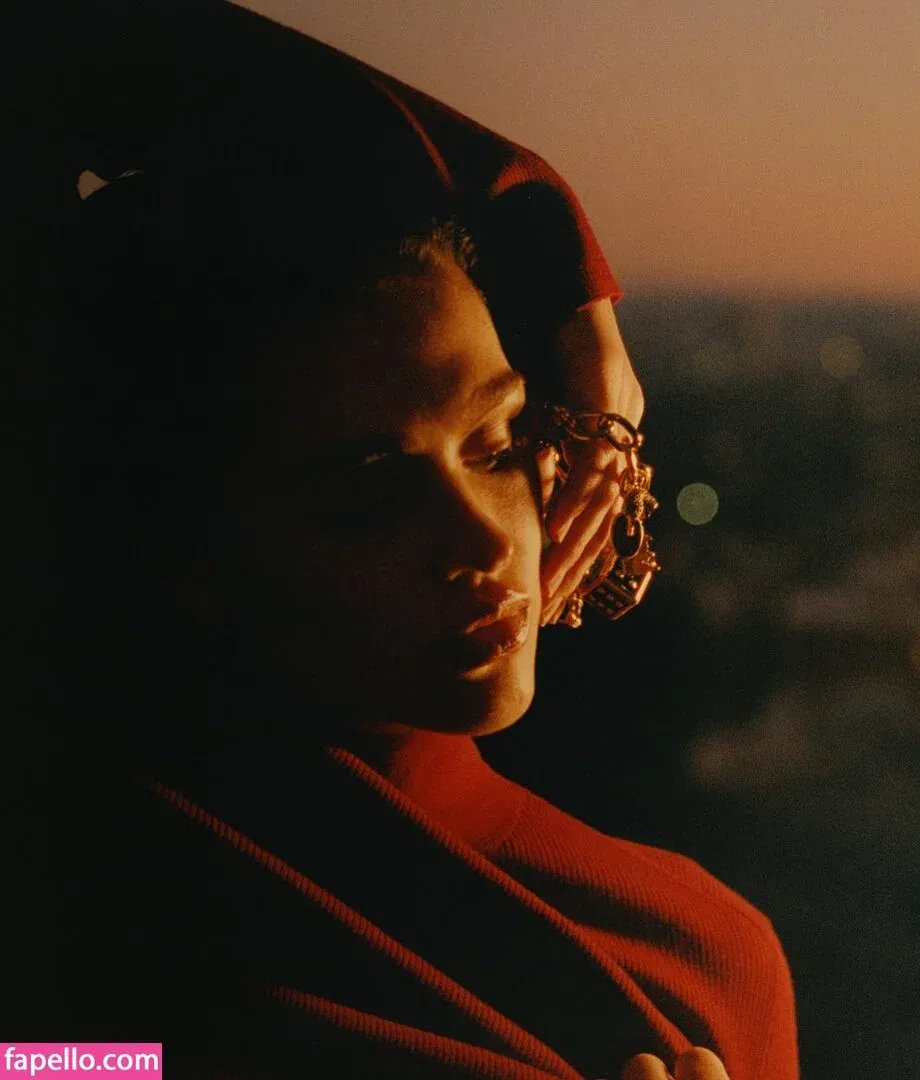 Amelia Gray Hamlin Onlyfans Photo Gallery 