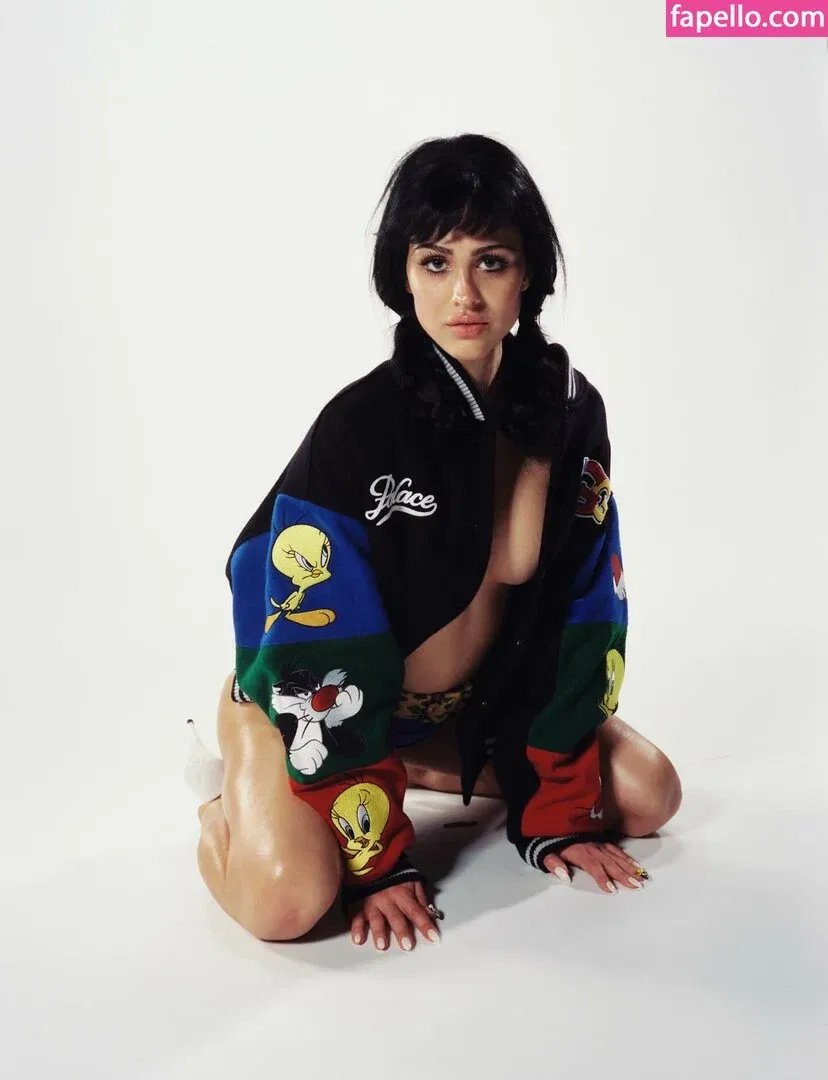 Amelia Gray Hamlin Onlyfans Photo Gallery 