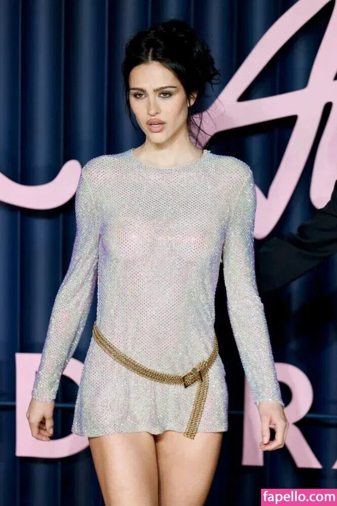 Amelia Gray Hamlin Onlyfans Photo Gallery 