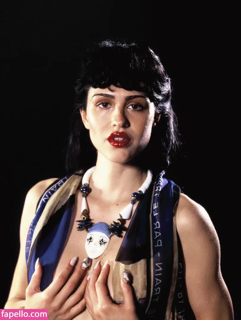 Amelia Gray Hamlin Onlyfans Photo Gallery 