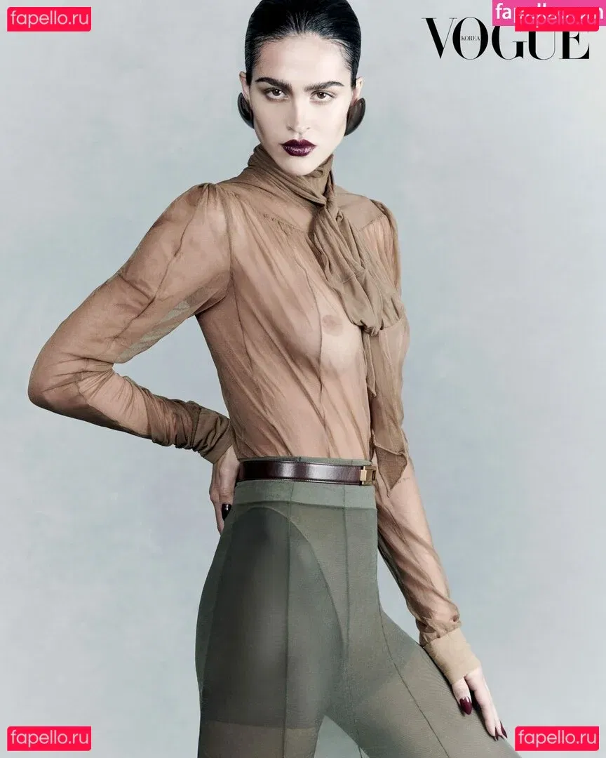 Amelia Gray Hamlin Onlyfans Photo Gallery 