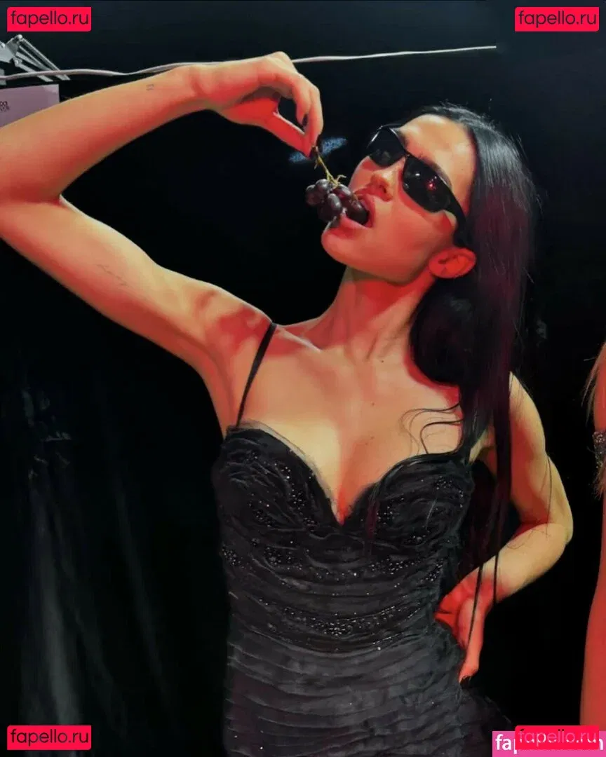 Amelia Gray Hamlin Onlyfans Photo Gallery 