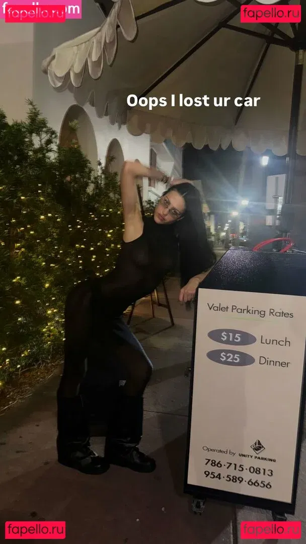 Amelia Gray Hamlin Onlyfans Photo Gallery 