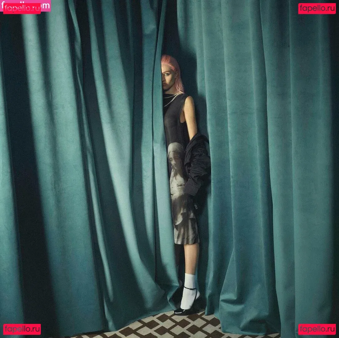 Amelia Gray Hamlin Onlyfans Photo Gallery 