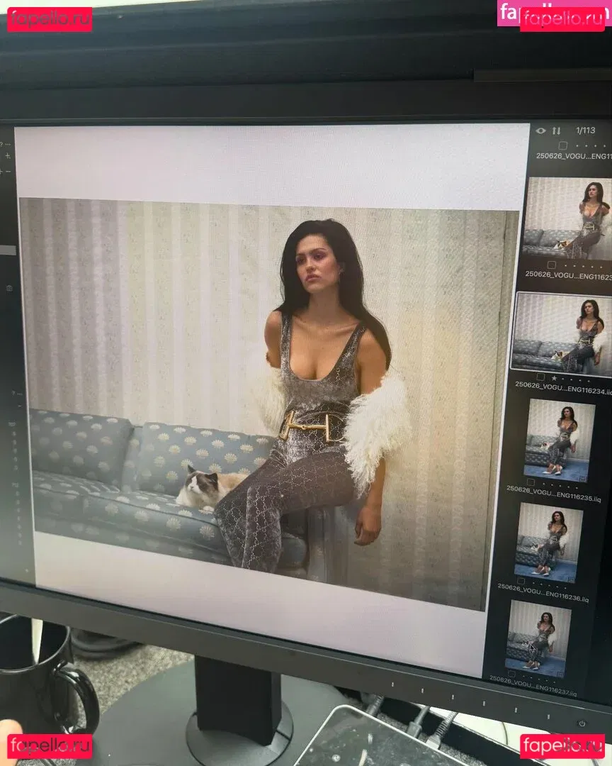 Amelia Gray Hamlin Onlyfans Photo Gallery 