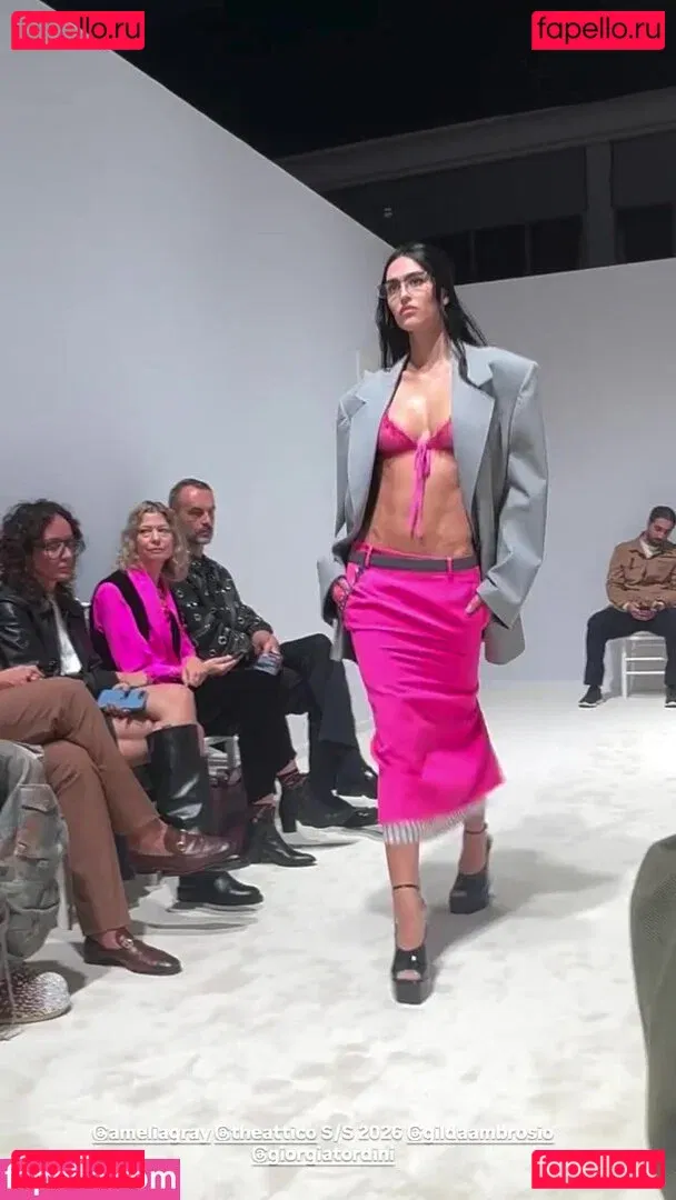 Amelia Gray Hamlin Onlyfans Photo Gallery 