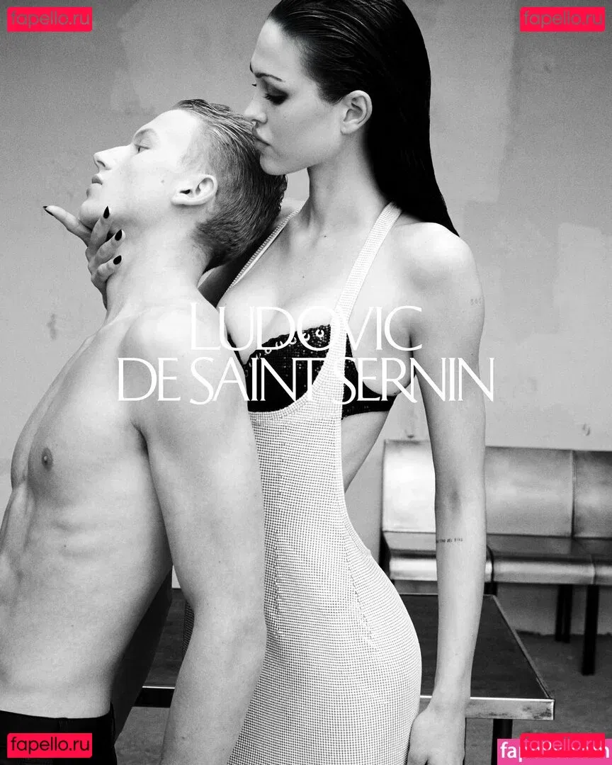 Amelia Gray Hamlin Onlyfans Photo Gallery 