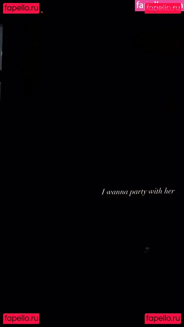 Amelia Gray Hamlin Onlyfans Photo Gallery 