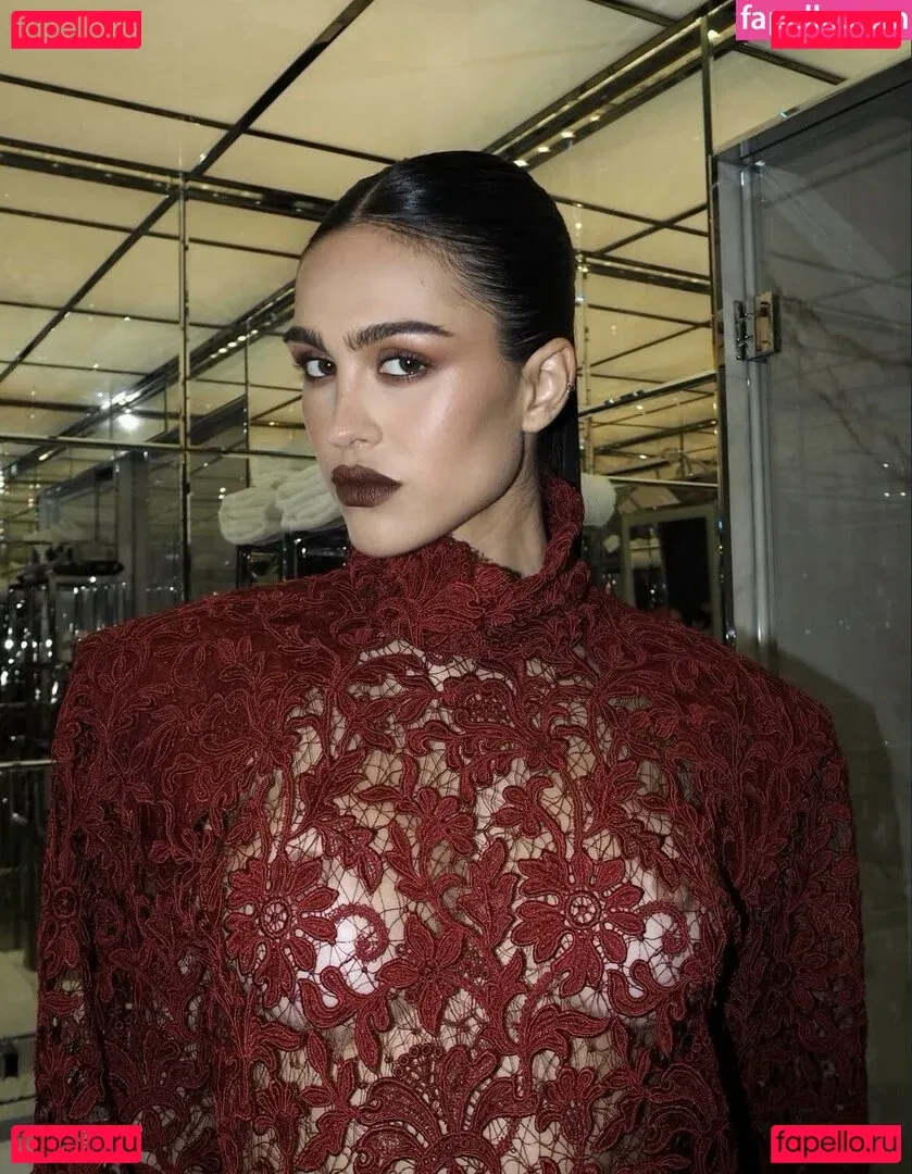 Amelia Gray Hamlin Onlyfans Photo Gallery 