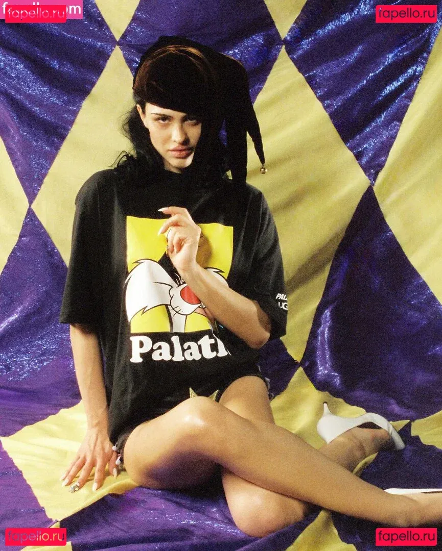 Amelia Gray Hamlin Onlyfans Photo Gallery 