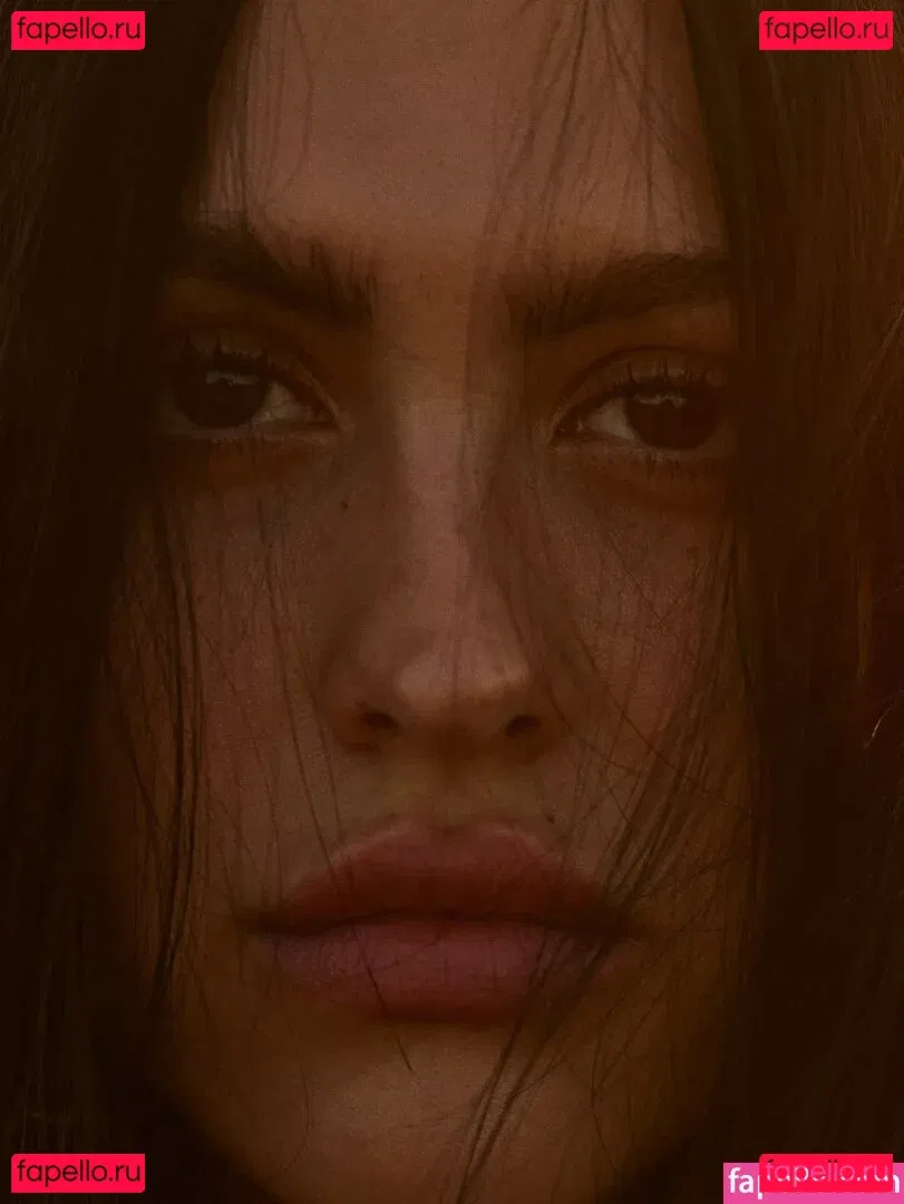 Amelia Gray Hamlin Onlyfans Photo Gallery 