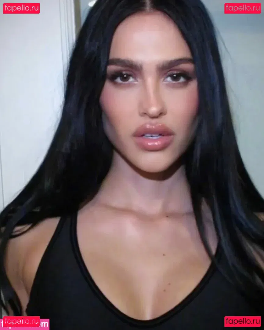 Amelia Gray Hamlin Onlyfans Photo Gallery 