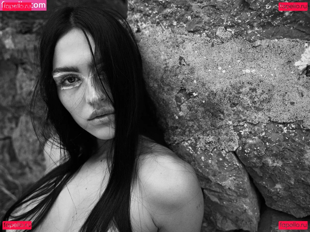 Amelia Gray Hamlin Onlyfans Photo Gallery 