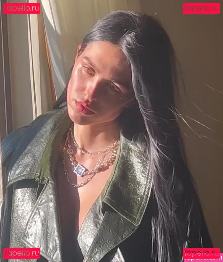 Amelia Gray Hamlin Onlyfans Photo Gallery 