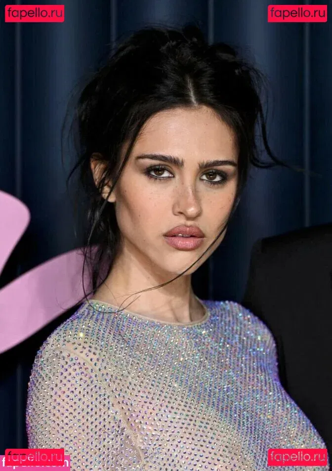 Amelia Gray Hamlin Onlyfans Photo Gallery 