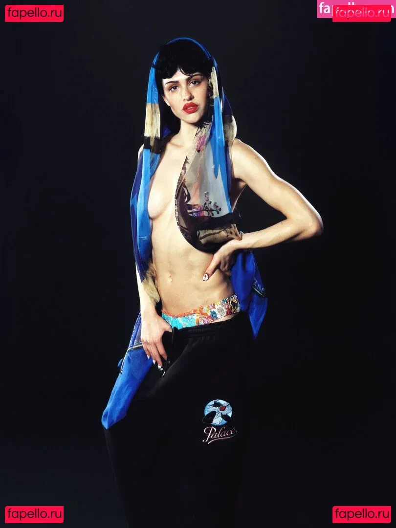 Amelia Gray Hamlin Onlyfans Photo Gallery 