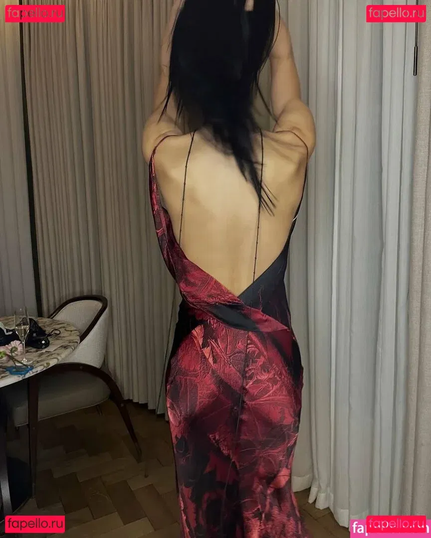 Amelia Gray Hamlin Onlyfans Photo Gallery 