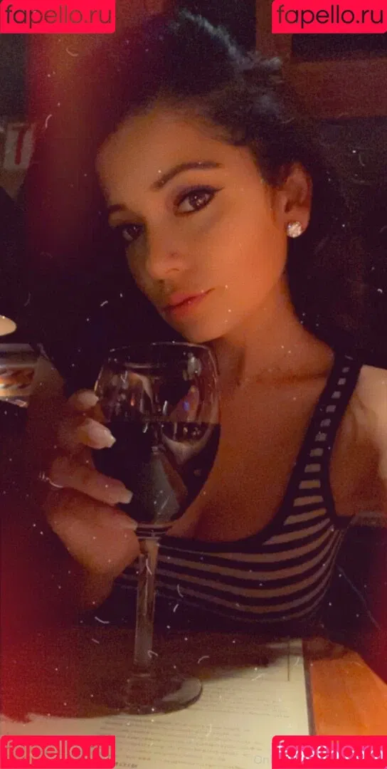 AliRosePB Onlyfans Photo Gallery 