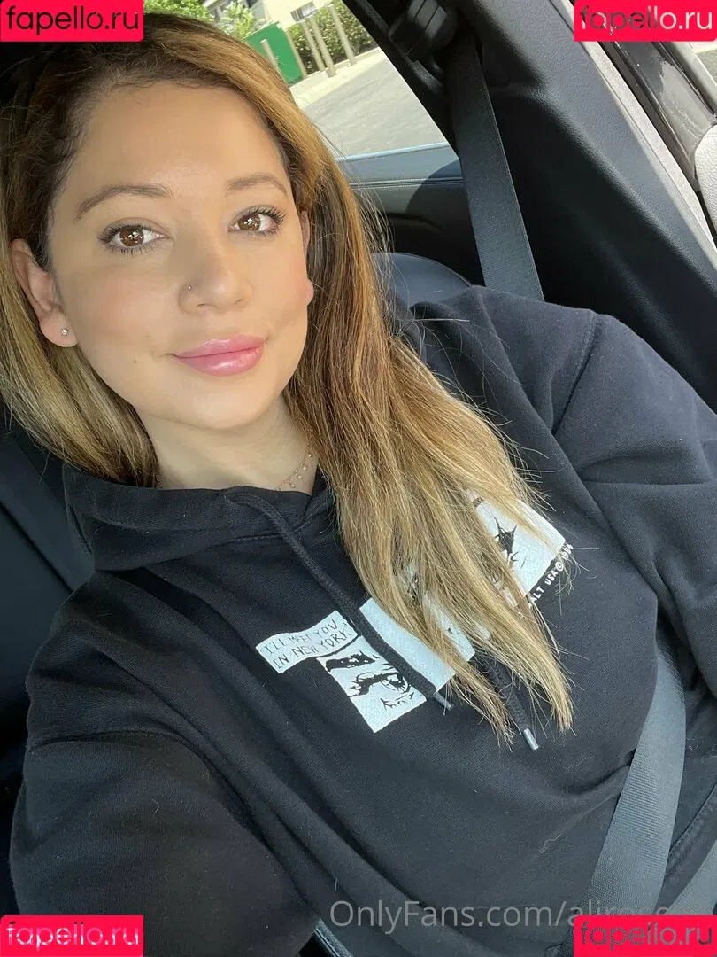 AliRosePB Onlyfans Photo Gallery 
