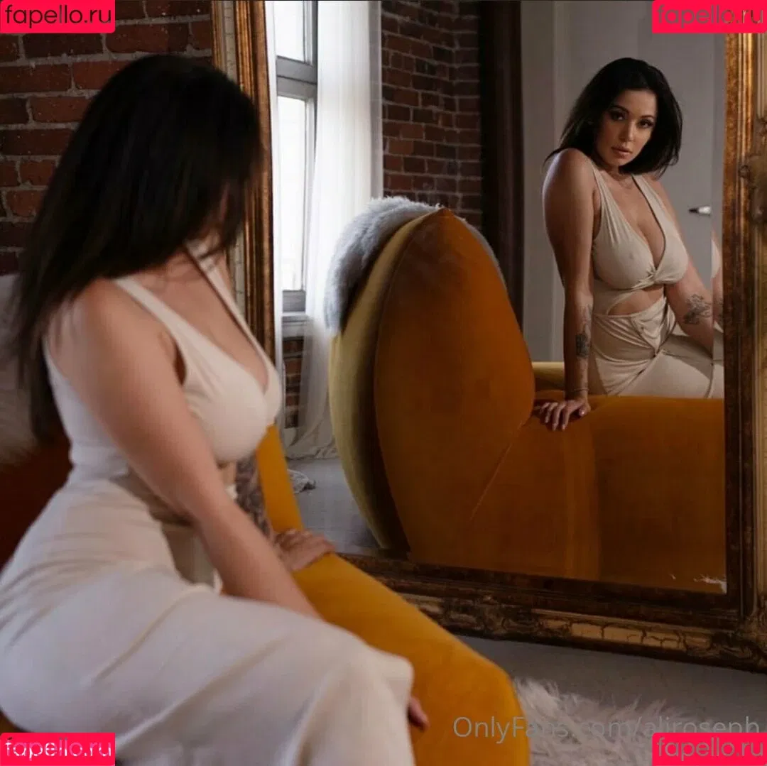 AliRosePB Onlyfans Photo Gallery 
