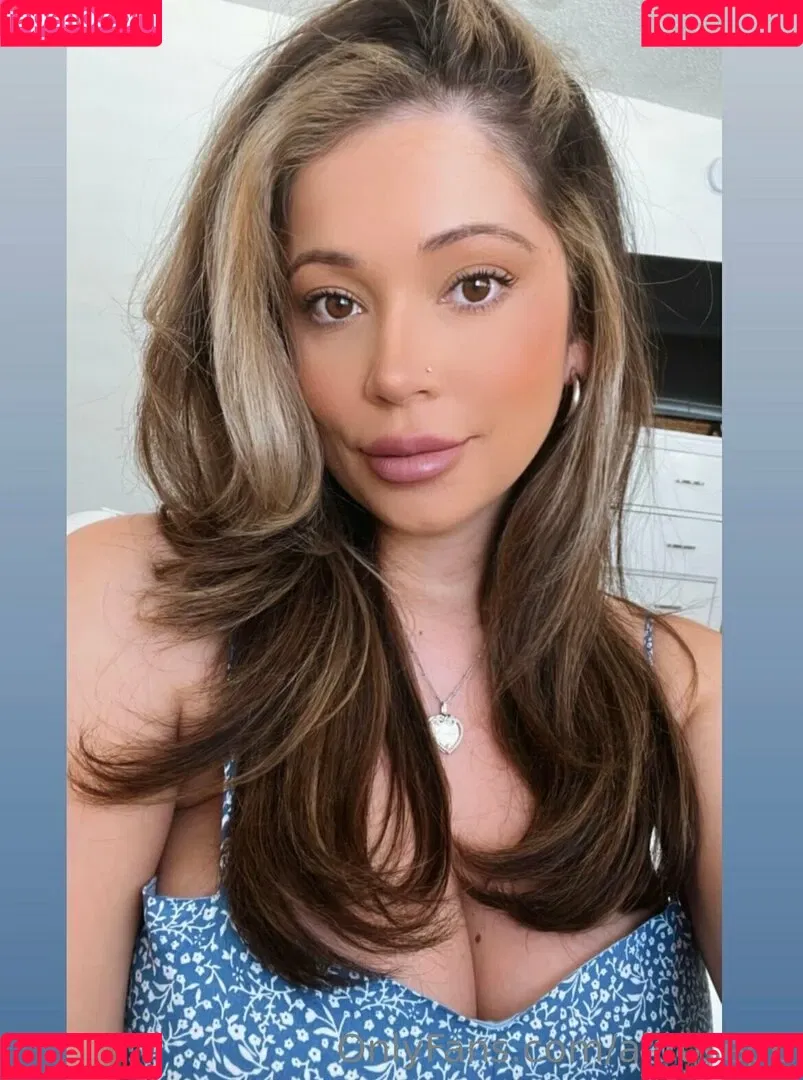 AliRosePB Onlyfans Photo Gallery 