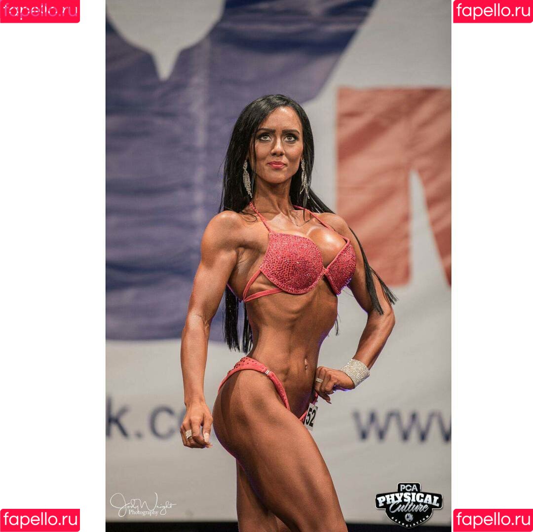 Suzy Hanah Onlyfans Photo Gallery 