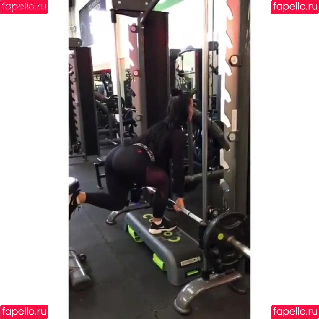 Suzy Hanah Onlyfans Photo Gallery 