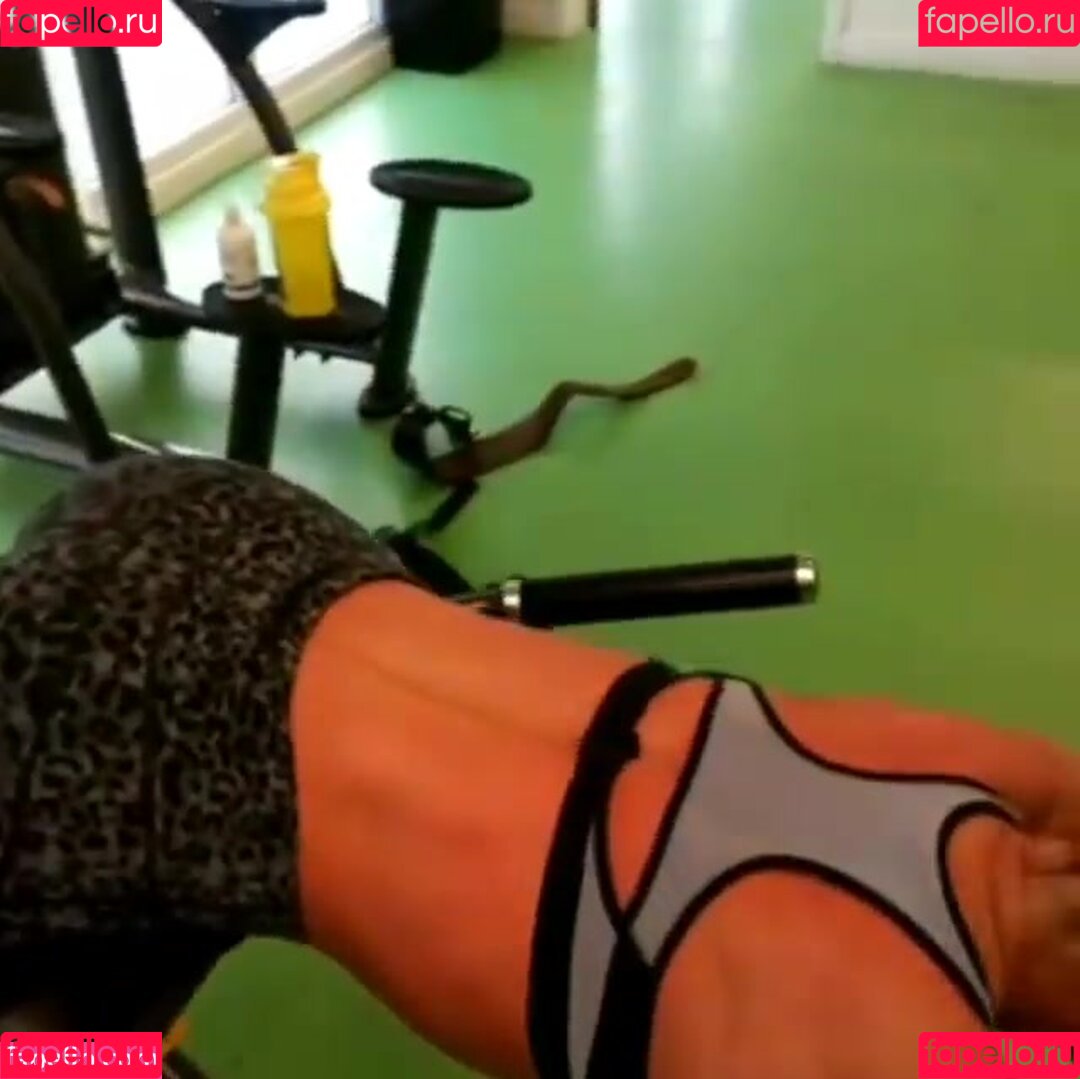 Suzy Hanah Onlyfans Photo Gallery 