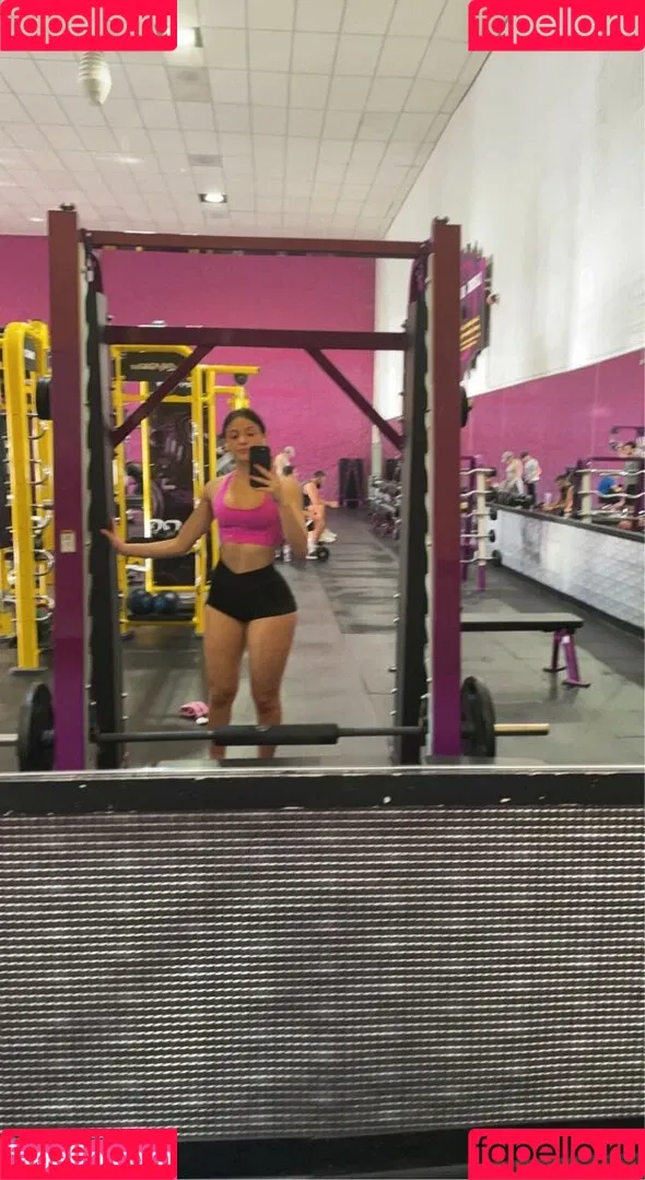 SophGara Onlyfans Photo Gallery 