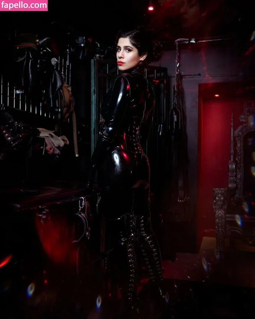 SophGara Onlyfans Photo Gallery 