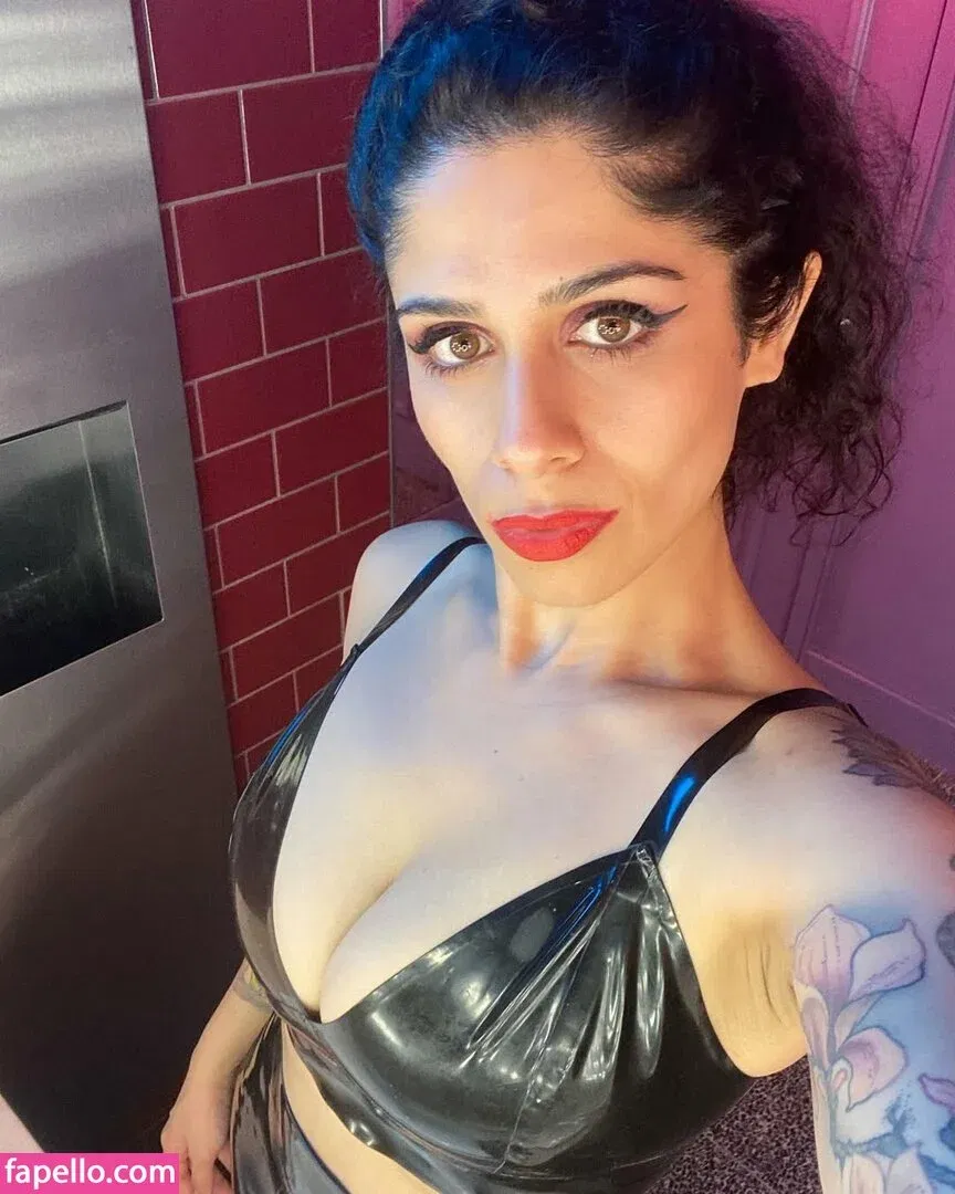 SophGara Onlyfans Photo Gallery 