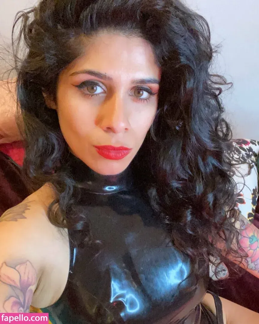 SophGara Onlyfans Photo Gallery 