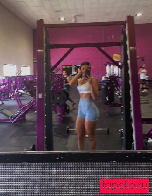 SophGara Onlyfans Photo Gallery 