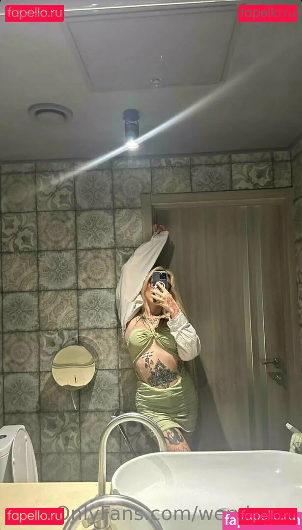 weryberry Onlyfans Photo Gallery 