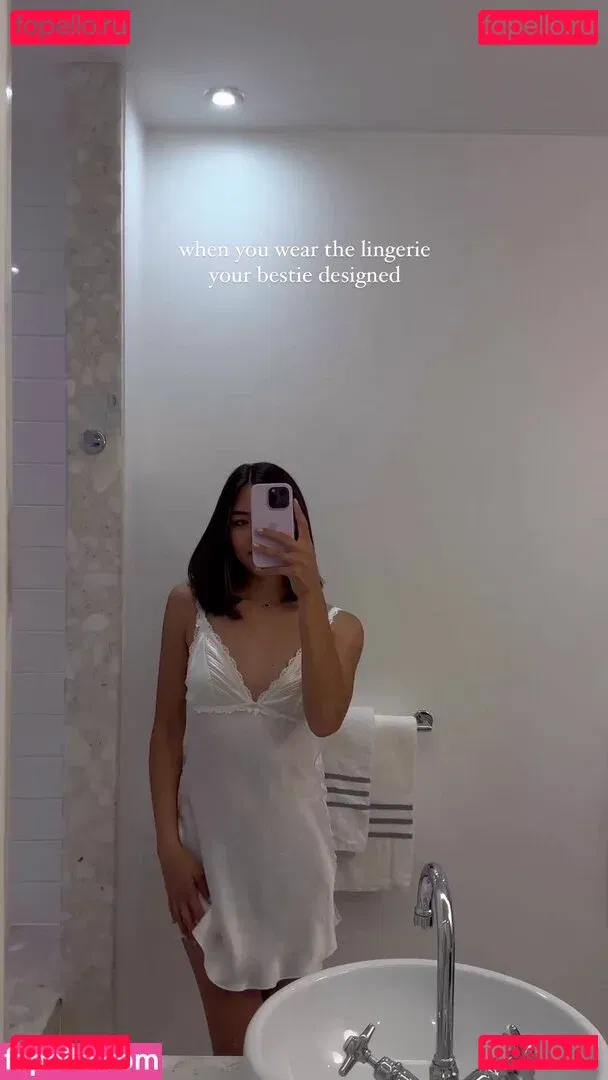 Shanti Tan Onlyfans Photo Gallery 