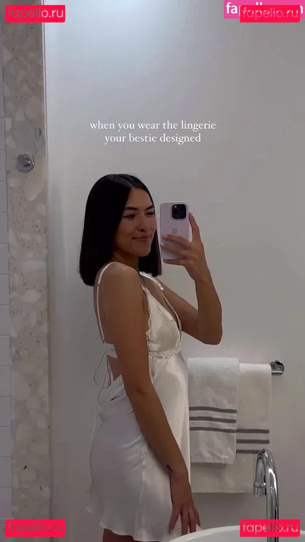 Shanti Tan Onlyfans Photo Gallery 