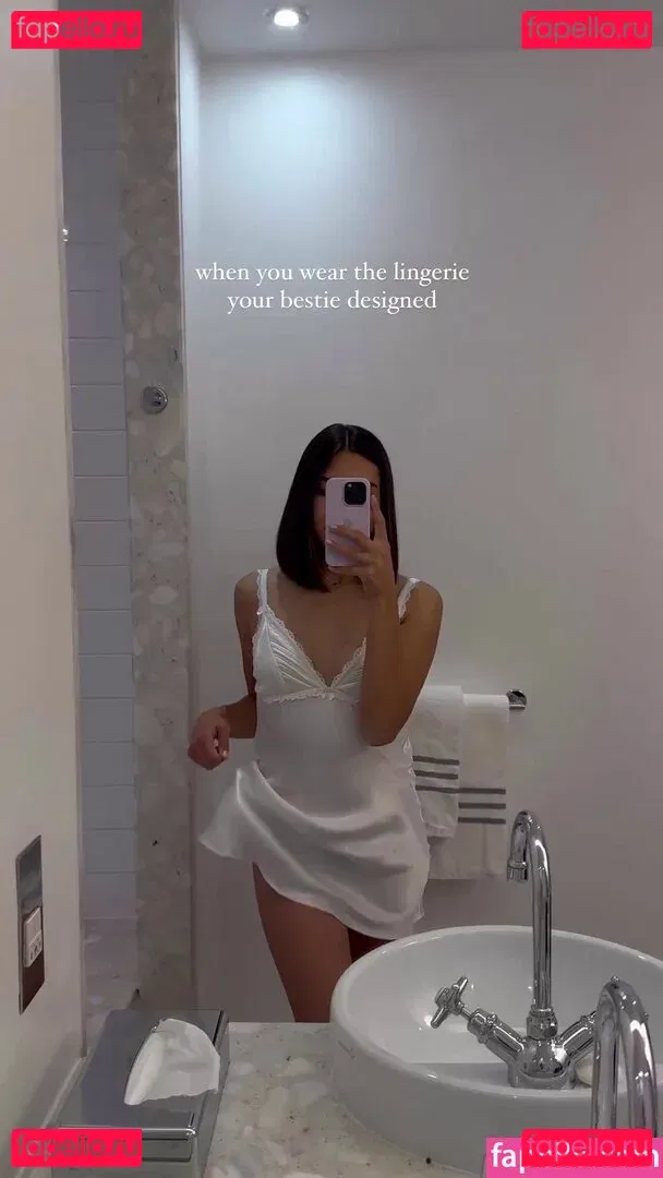 Shanti Tan Onlyfans Photo Gallery 