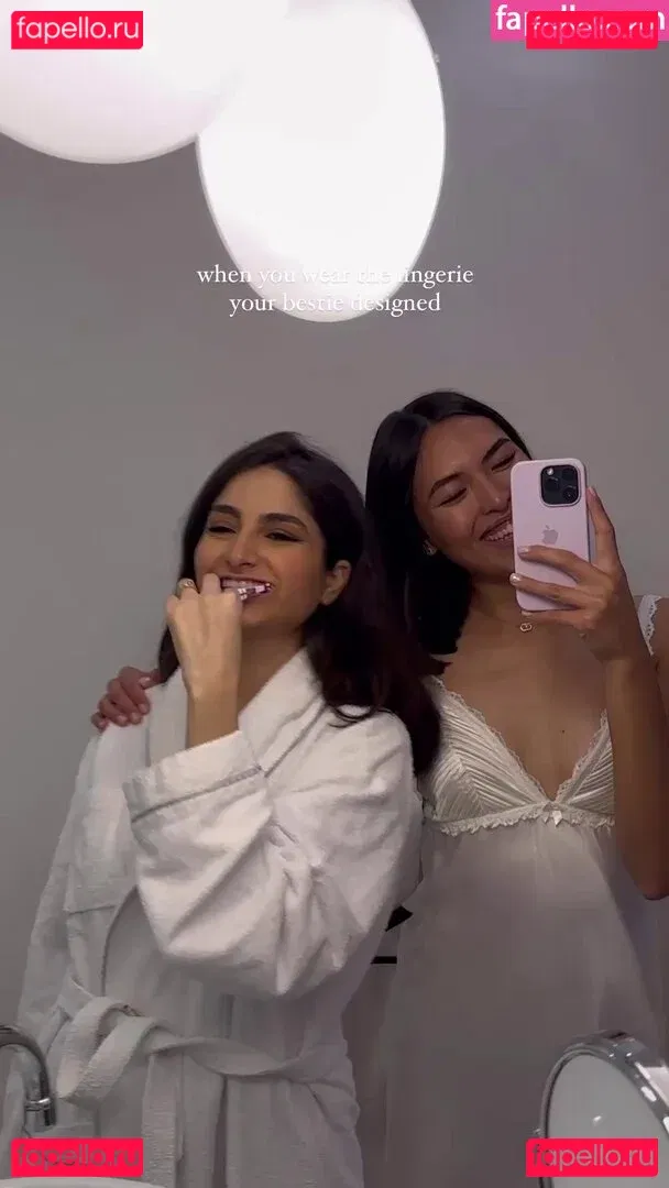 Shanti Tan Onlyfans Photo Gallery 