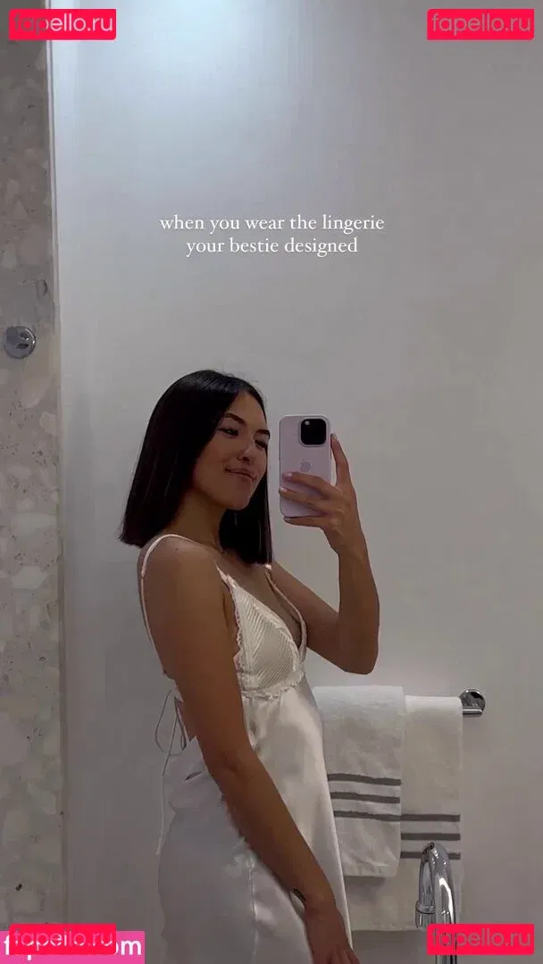 Shanti Tan Onlyfans Photo Gallery 