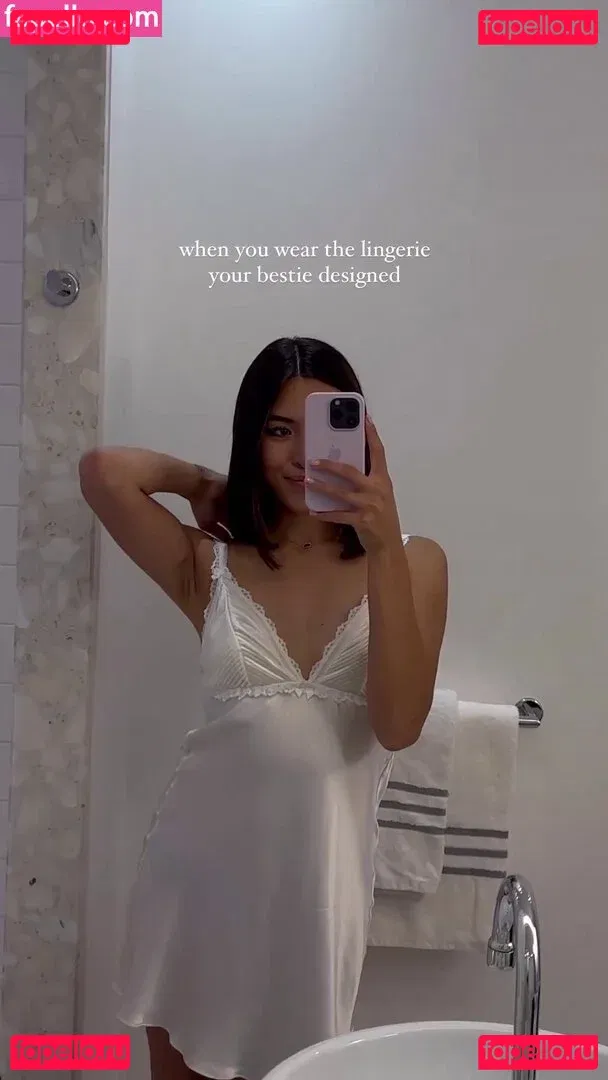 Shanti Tan Onlyfans Photo Gallery 