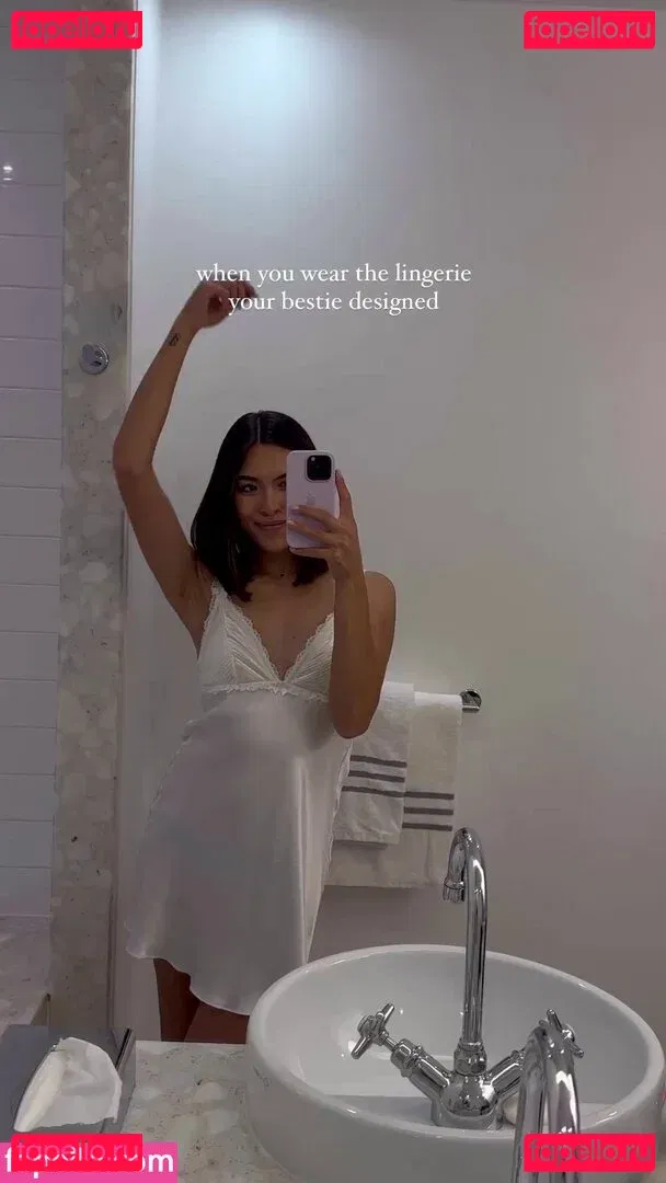 Shanti Tan Onlyfans Photo Gallery 