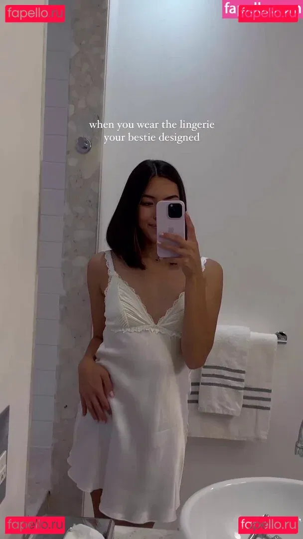 Shanti Tan Onlyfans Photo Gallery 