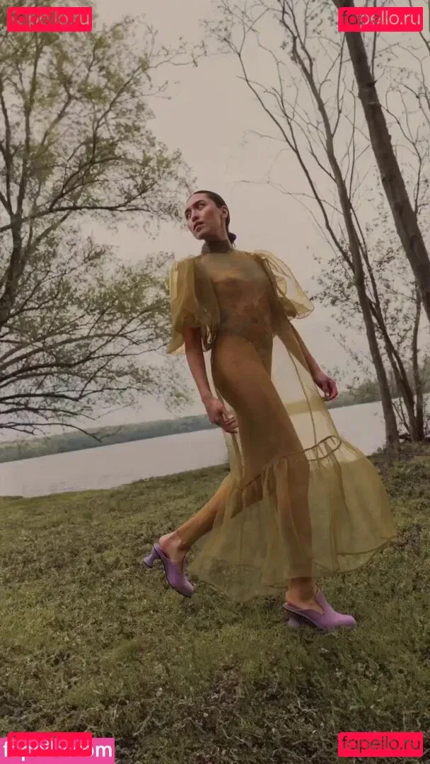 Shanti Tan Onlyfans Photo Gallery 