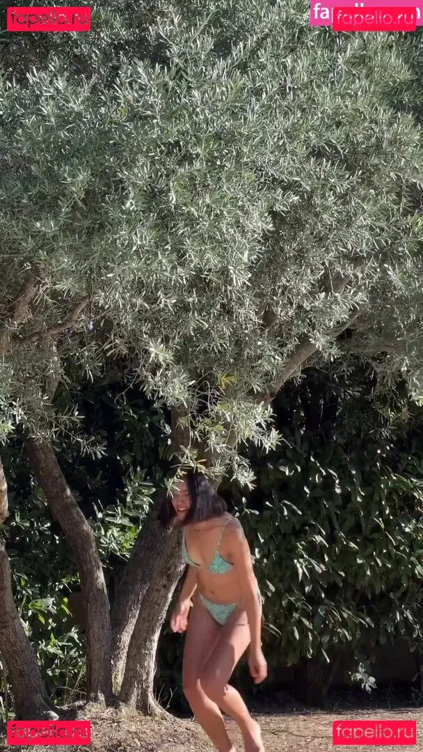 Shanti Tan Onlyfans Photo Gallery 