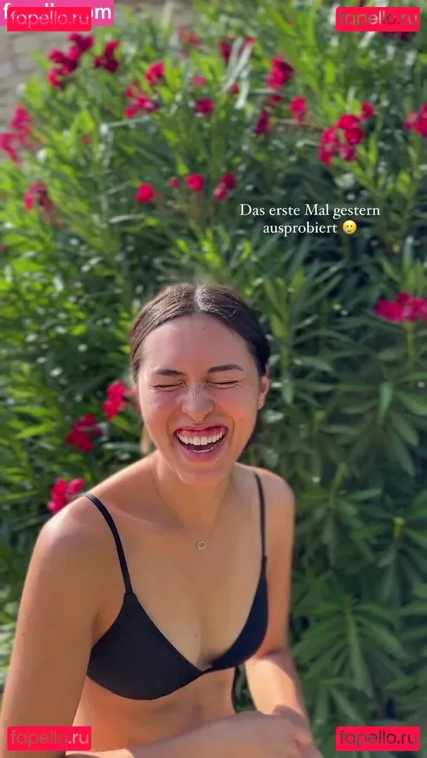 Shanti Tan Onlyfans Photo Gallery 