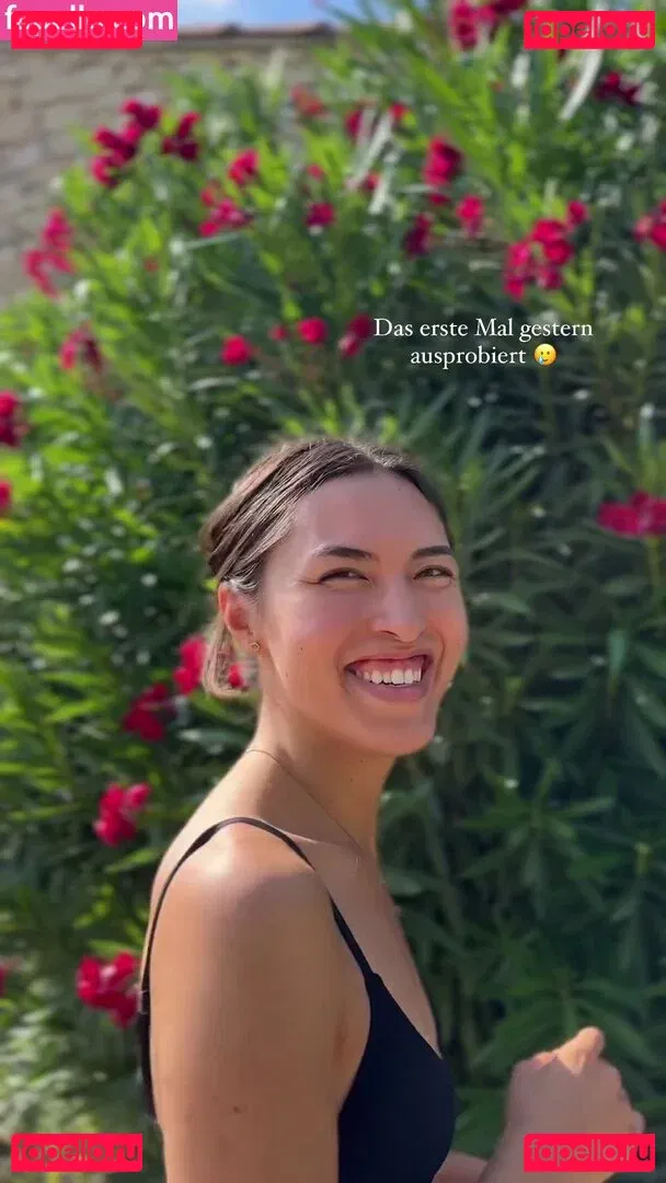 Shanti Tan Onlyfans Photo Gallery 