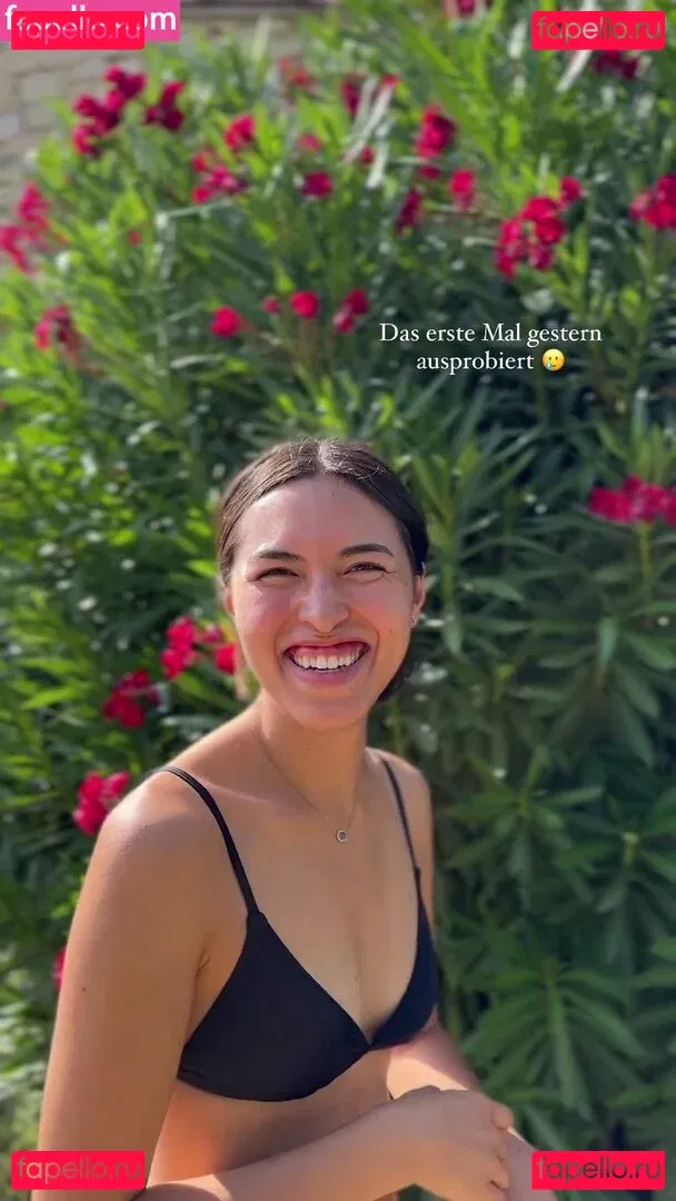 Shanti Tan Onlyfans Photo Gallery 