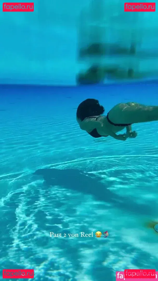 Shanti Tan Onlyfans Photo Gallery 